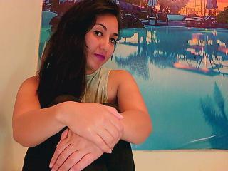 MireyaWett - Chat live sex with this gaunt Lady over 35 
