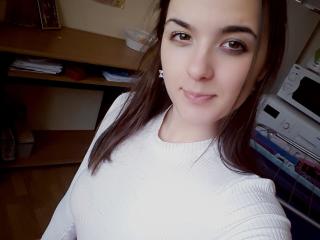 CoquineHotty - online chat xXx with a Young and sexy lady with average hooters 