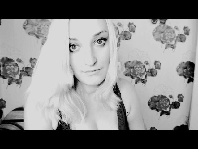 LorraineSea - Cam hot with this gold hair Young lady 