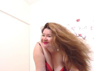 ElizaHornyMature - Chat x with this latin american Sexy mother 