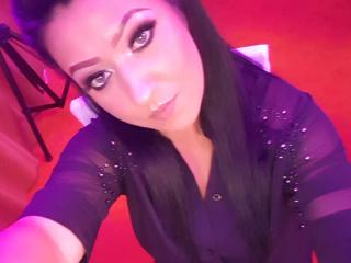 BeauxYeuxx - online show sexy with a black hair Girl 