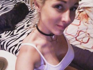 KateBlondy - chat online porn with a average constitution Sexy girl 