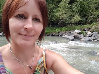 Rosexefrancaise - Live chat hot with this amber hair Hot lady 