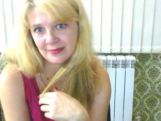 CathyForLove - Show sex with this shaved intimate parts Horny lady 