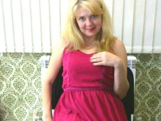CathyForLove - Video chat sex with a platinum hair Horny lady 