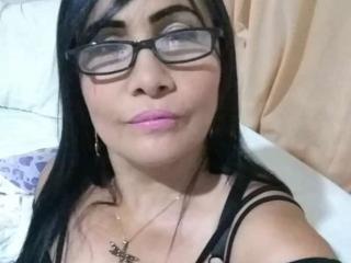 LatinaMatureForAnal - Show live exciting with this shaved pussy Gorgeous lady 