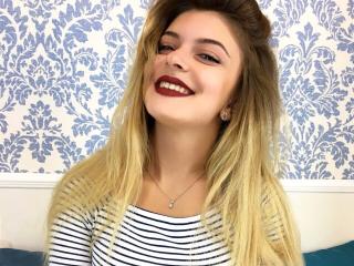 ElisSun - Chat porn with a being from Europe Young lady 