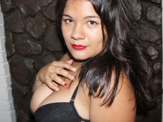 KeyraBerry - online chat sex with a latin american Hot babe 