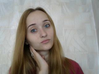 ErikaCute - Live sex cam - 5714101