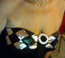 ChanelleHot - Chat live en direct avec cette Camgirl mature épilée  