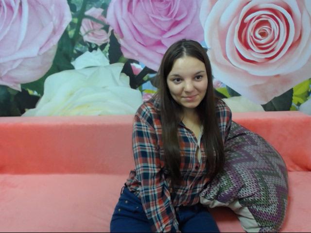 LauraJoker - Live chat sex with this immense hooter 18+ teen woman 