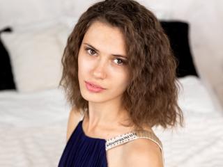 MollieMoor - Live sex with a Young lady with huge knockers 