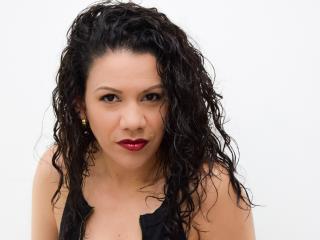 NatalyJhonson - Chat live sex with a latin american MILF 