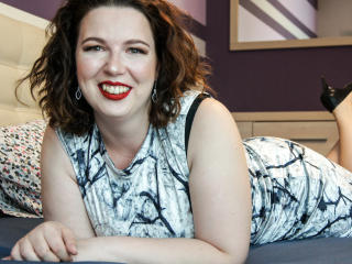 Web cam hot with XSweetKarina, a standard body gigantic titty ...