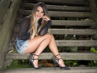 EmilyThomsonX - Sexe cam en vivo - 5780596