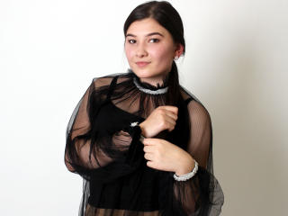 AiidaDevil - online show hot with a shaved private part College hotties 
