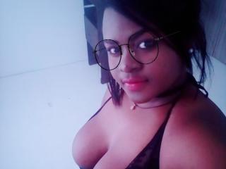 Kinberlyn - Webcam live sex with a chubby constitution Hot lady 