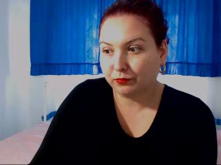 MagicLipsXX - online show nude with a European Sexy girl 