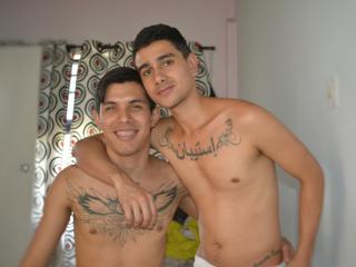 SpearsBoys - Chat sex with this Homo couple with muscular physique 