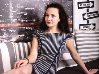 LouisaCurly - Live Sex Cam - 5836041