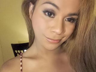FreakyDiana - online show sex with a Ladyboy with big bosoms 