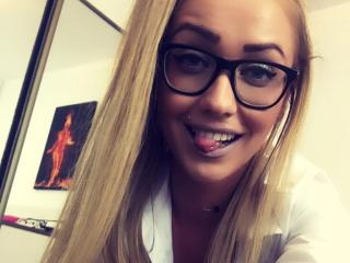 AmaSun - Cam sex with this golden hair Hot babe 