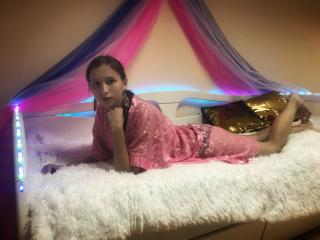 TeresaBeauty - Webcam live porn with a Sexy girl with gigantic titties 