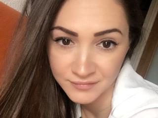 VanessaHotty - Live chat excitant avec une Camgirl mature avec une belle poitrine  