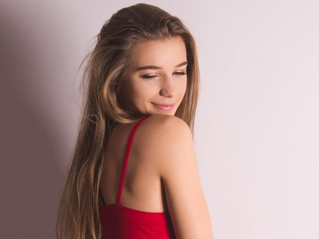 LucyBestCandy - Live sex cam - 5899531
