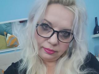 SonyaHotMilf - Webcam live sex with a gold hair Sexy mother 