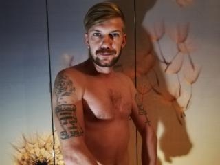 MikeJock - Show hot with this European Horny gay lads 