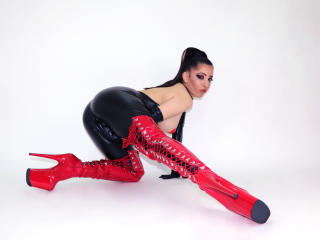 DiabelleShemale - online show hard with a being from Europe Trans 