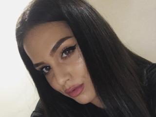 HendryxDolly - Live exciting with this dark hair Girl 