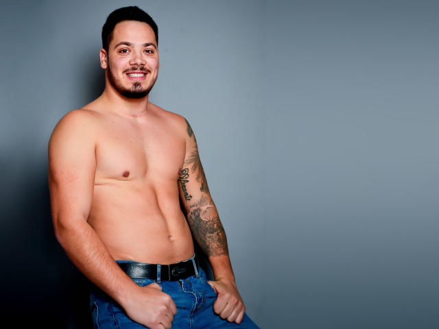 JacksonRowe - Live sex cam - 5929766