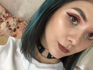 SonyaSparkle - Webcam live sex with a brown hair College hotties 