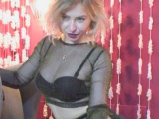 ClumsyK - Web cam x with this blond Young lady 
