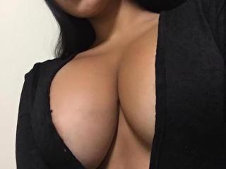 IrisShadenw - Live cam porn avec une Sublime fille très sexy sur Xlove 