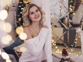 EllaFayne - Show live xXx with this large chested Young lady 