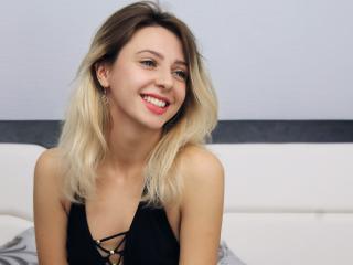 EvaBrieZ - Chat porno avec cette Ravissante créature hot fine  