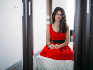 SellaFlower - Cam sex with a shaved intimate parts Hot babe 