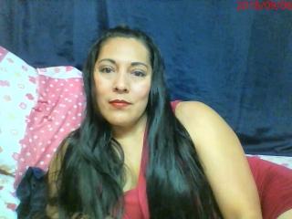 DreamHot - Webcam live sex with a latin Attractive woman 