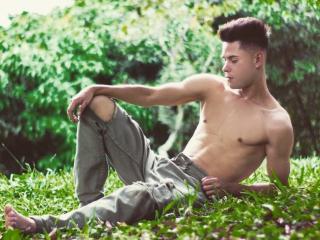 DerrickBigX - Show live xXx with this shaved sexual organ Men sexually attracted to the same sex 