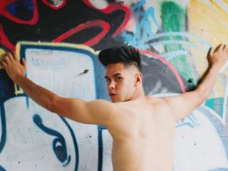 DerrickBigX - Show xXx with this black hair Gays 