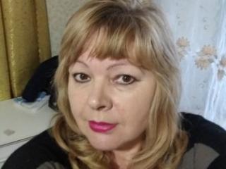 BarbaraBlondy - Live cam hot with this average constitution Lady 
