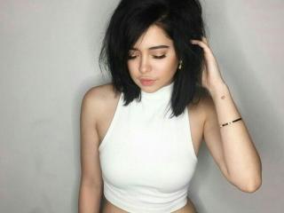 PassionateHazel - Show live exciting with this dark hair Ladyboy 