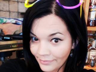LollyXPink - Show live sexy with this charcoal hair 18+ teen woman 