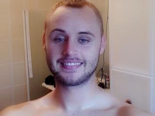 Nathanaiel - Chat live hot with a so-so figure Homosexuals 