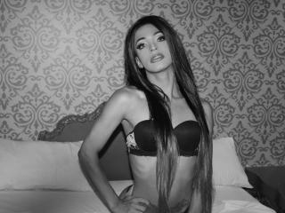 PrettyHannaTS - Chat cam hard avec cette Transsexuel latinas  