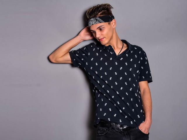 FrankieDale - Sexe cam en vivo - 5993266