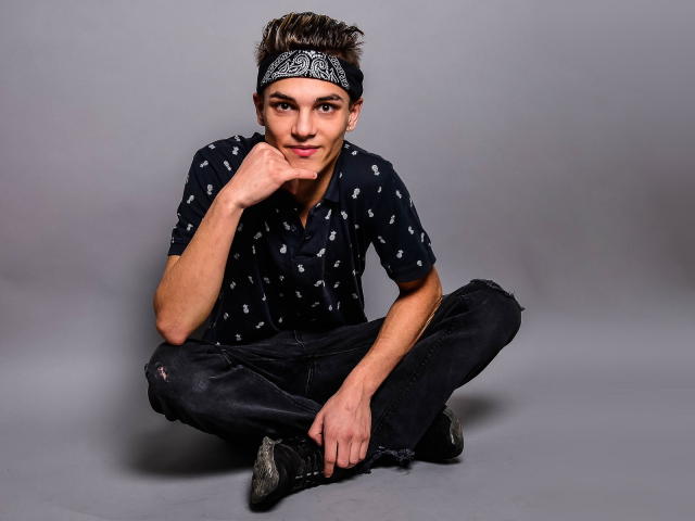 FrankieDale - Sexe cam en vivo - 5993291